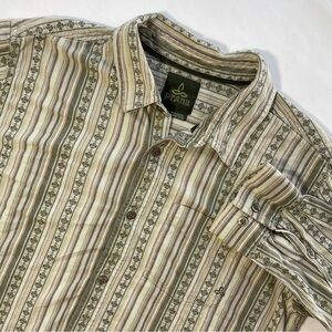 PrAna Men's Clover Sage Cotton Woven Button Down Long Sleeve Shirt Med Green